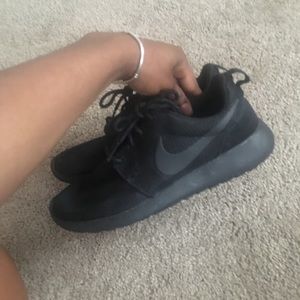 Nike Roshes